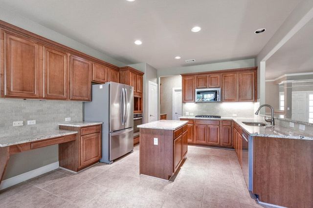 735 Breezeway LN, Georgetown, TX 78633