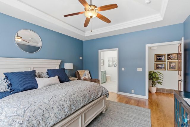 7304 Edinburg Pl Place, Sioux Falls, SD 57108