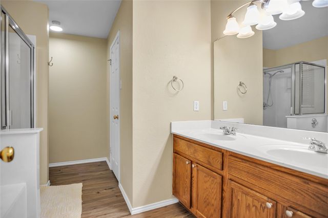 247 San Felipe DR, Kyle, TX 78640