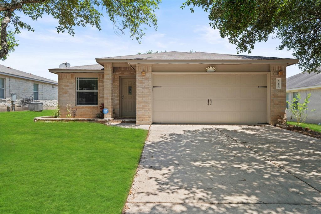247 San Felipe DR, Kyle, TX 78640