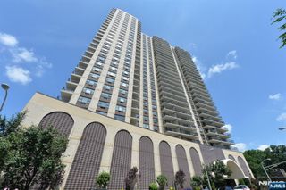 7855 Boulevard East 19E, North Bergen, NJ 07047