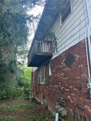 12758 Kinsman Road, Burton, OH 44021