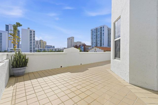 255 Evernia Street 311, West Palm Beach, FL 33401