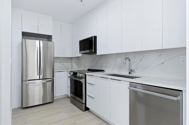 255 Evernia Street 311, West Palm Beach, FL 33401