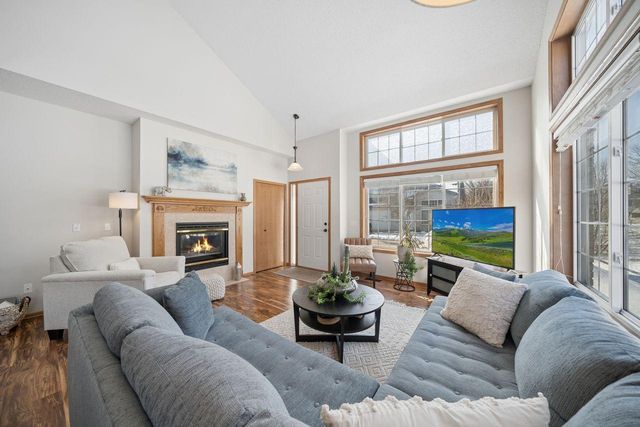 12975 Echo Lane Lane, Apple Valley, MN 55124