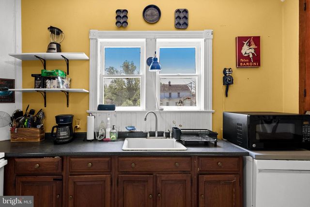 20 N GREENWICH ST, Alloway, NJ 08001