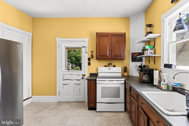 20 N GREENWICH ST, Alloway, NJ 08001