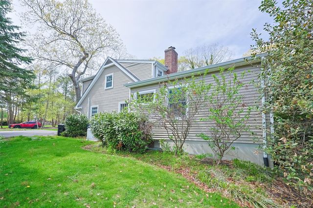 24 Timberline Drive, Huntington, NY 11743