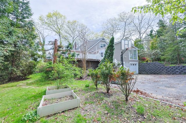 24 Timberline Drive, Huntington, NY 11743