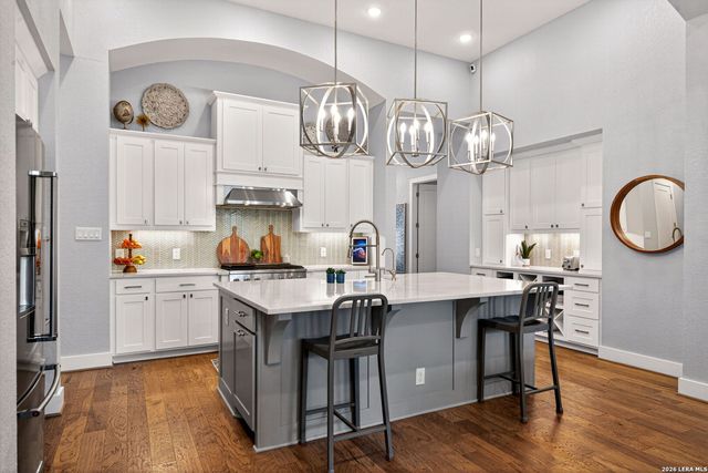 28707 Lucille, Boerne, TX 78006