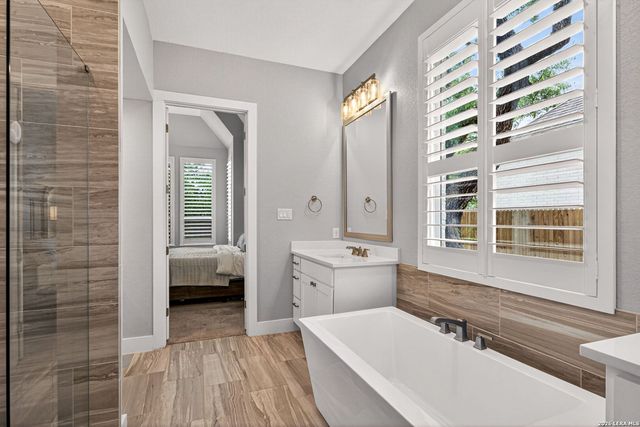 28707 Lucille, Boerne, TX 78006