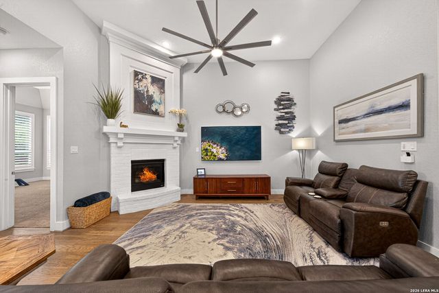 28707 Lucille, Boerne, TX 78006