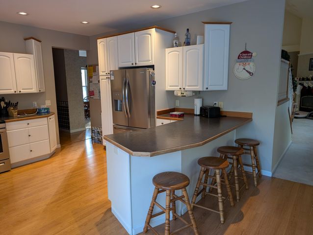 1040 N Robinhood Drive, Muskegon, MI 49445