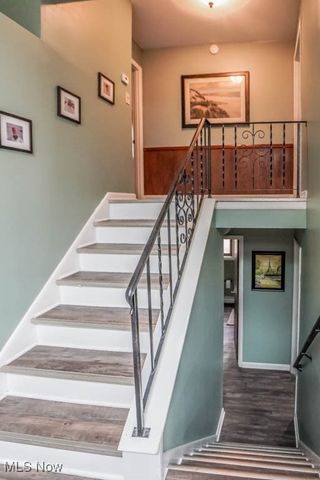 1047 Kevin Drive, Akron, OH 44313