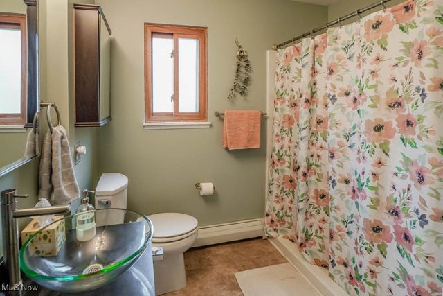 1047 Kevin Drive, Akron, OH 44313