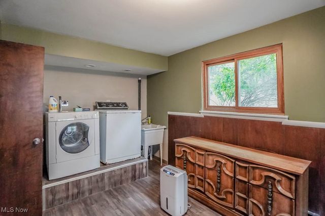 1047 Kevin Drive, Akron, OH 44313