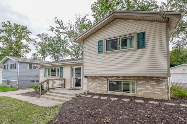 1047 Kevin Drive, Akron, OH 44313