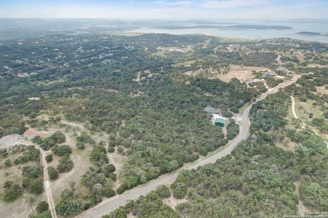 875 Country, Canyon Lake, TX 78133