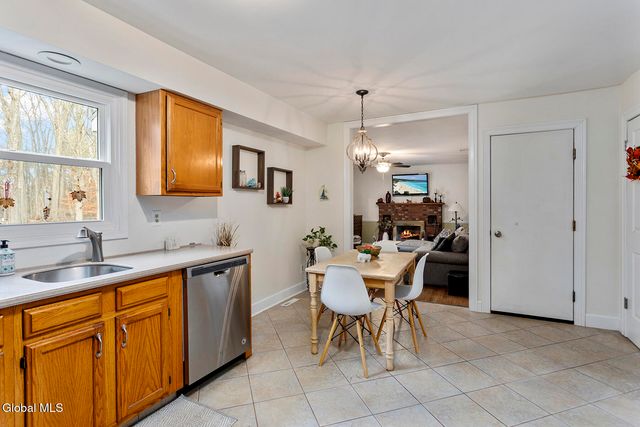 101 Wineberry Lane, Malta, NY 12020