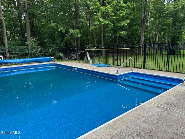 101 Wineberry Lane, Malta, NY 12020