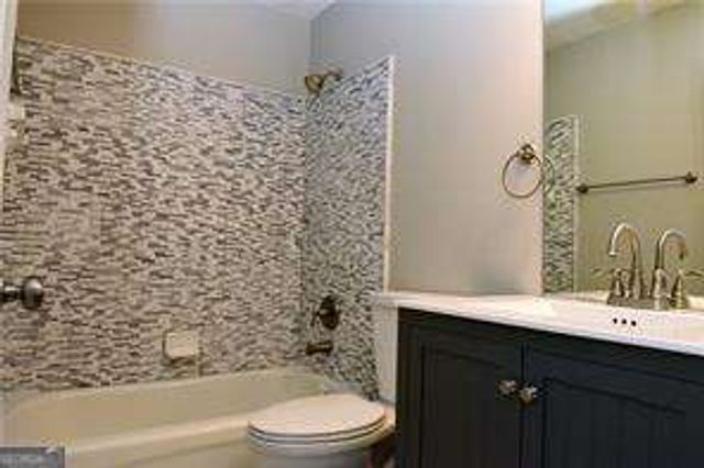 12720 Morningpark Circle, Alpharetta, GA 30004