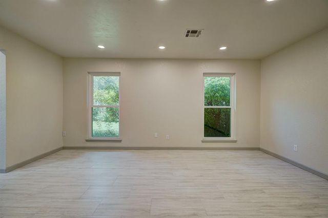 2507 W Hefner Road, Oklahoma City, OK 73120