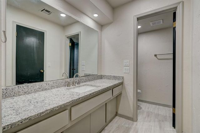 2507 W Hefner Road, Oklahoma City, OK 73120