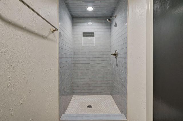 2507 W Hefner Road, Oklahoma City, OK 73120