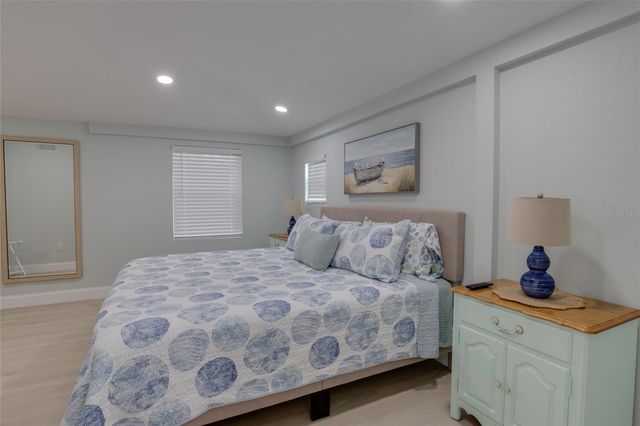 448 LOCKLIE STREET, Dunedin, FL 34698