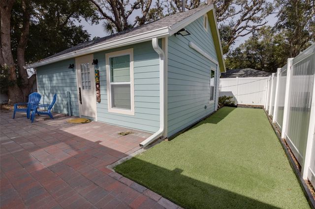 448 LOCKLIE STREET, Dunedin, FL 34698