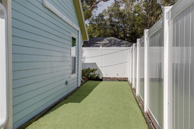 448 LOCKLIE STREET, Dunedin, FL 34698