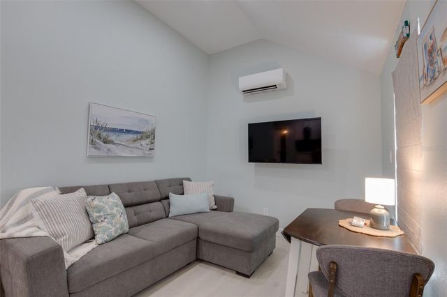 448 LOCKLIE STREET, Dunedin, FL 34698