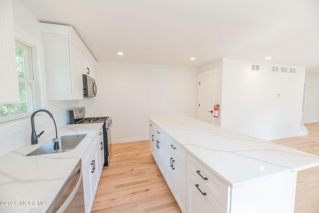 114 Center Street, Freehold, NJ 07728