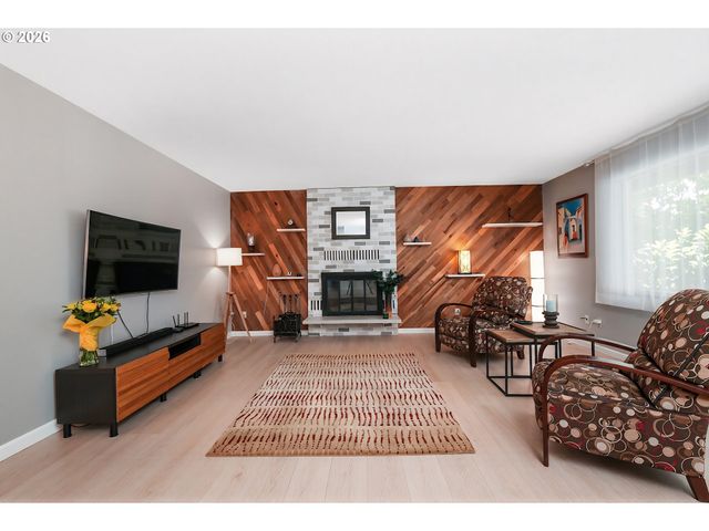 9897 Sw SIUSLAW Ln, Tualatin, OR 97062