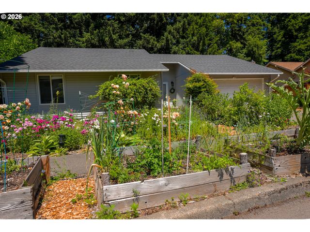 9897 Sw SIUSLAW Ln, Tualatin, OR 97062