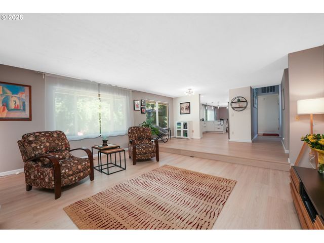9897 Sw SIUSLAW Ln, Tualatin, OR 97062