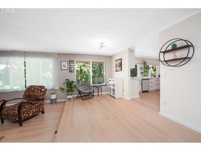 9897 Sw SIUSLAW Ln, Tualatin, OR 97062