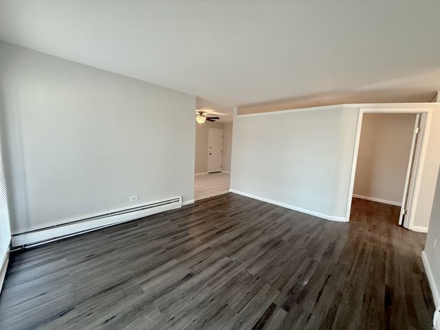 337 N Carter Street 102, Palatine, IL 60067