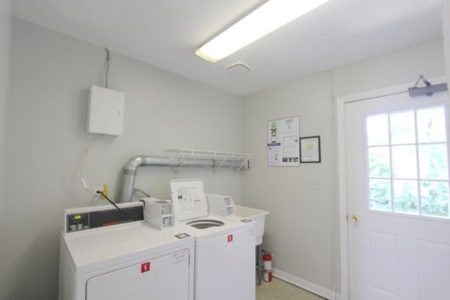 337 N Carter Street 102, Palatine, IL 60067