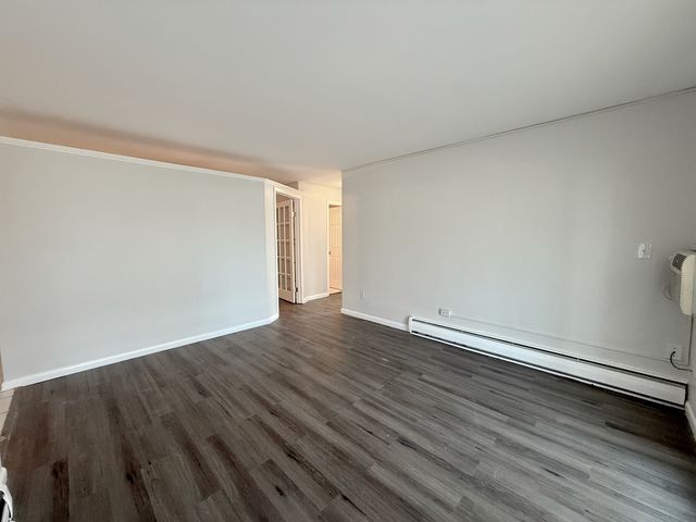 337 N Carter Street 102, Palatine, IL 60067