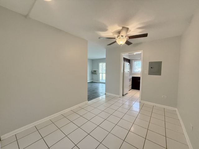 337 N Carter Street 102, Palatine, IL 60067