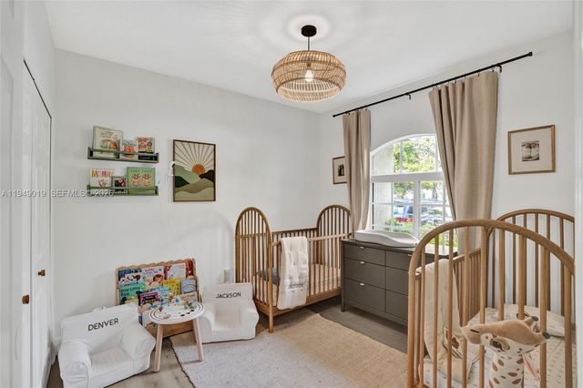 9046 SW 160th Ter, Palmetto Bay, FL 33157