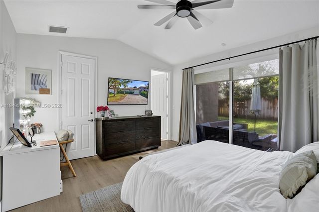 9046 SW 160th Ter, Palmetto Bay, FL 33157