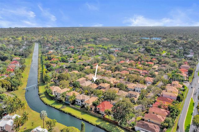 9046 SW 160th Ter, Palmetto Bay, FL 33157