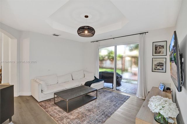 9046 SW 160th Ter, Palmetto Bay, FL 33157