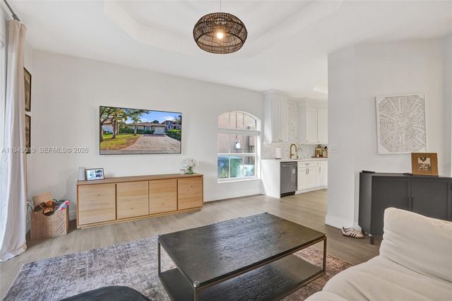 9046 SW 160th Ter, Palmetto Bay, FL 33157