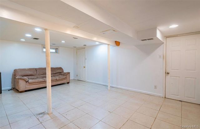 78-36 271st Street, New York City, NY 11040