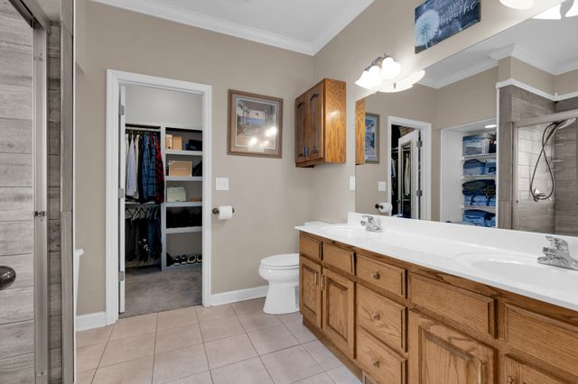 621 Big Oak Dr, Manchester, TN 37355