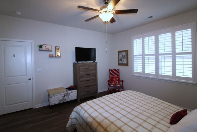 1061 Sennema Circle, Myrtle Beach, SC 29588