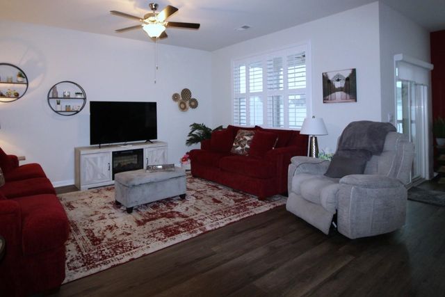 1061 Sennema Circle, Myrtle Beach, SC 29588